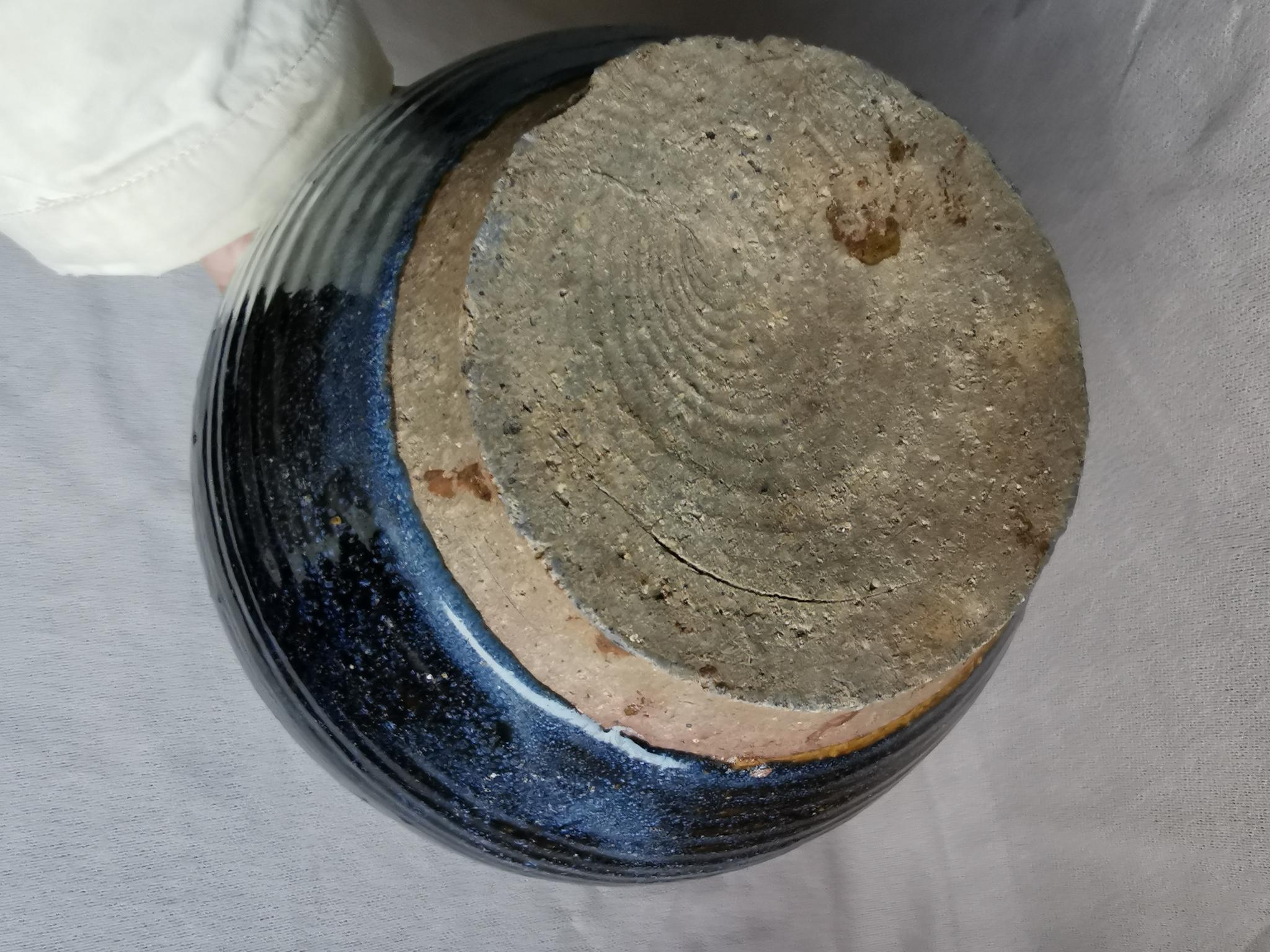 宋代建窑蓝色油滴釉天目罐"