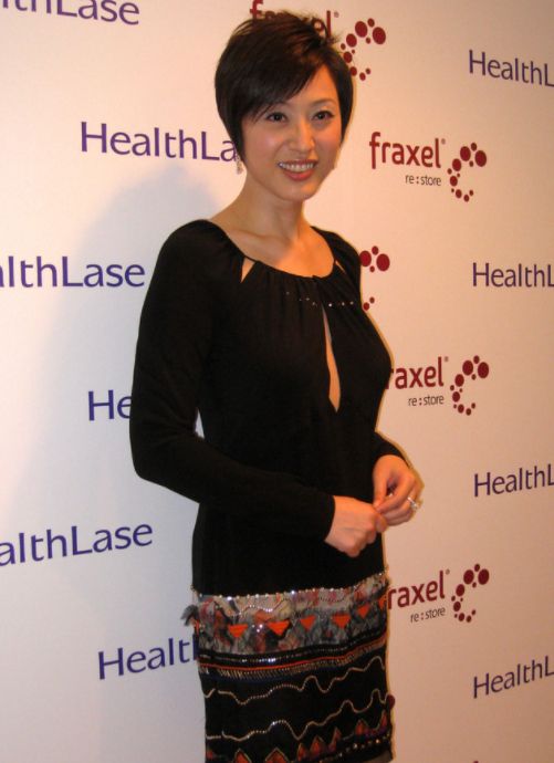 美如西施的不老女神,早期出席活动的陈法蓉,傲人上围分外吸睛