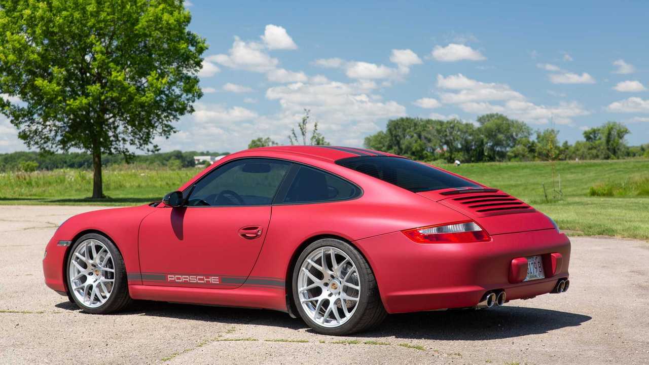 属于保时捷设计师的2005款磨砂红保时捷911 carrera!_高清图集_新浪网