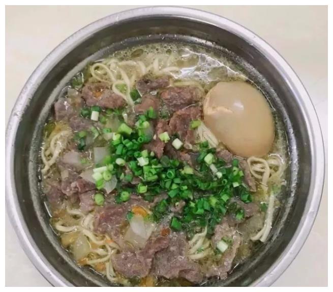 广东连州有一种特色美食叫做星子牛肉面非常好吃