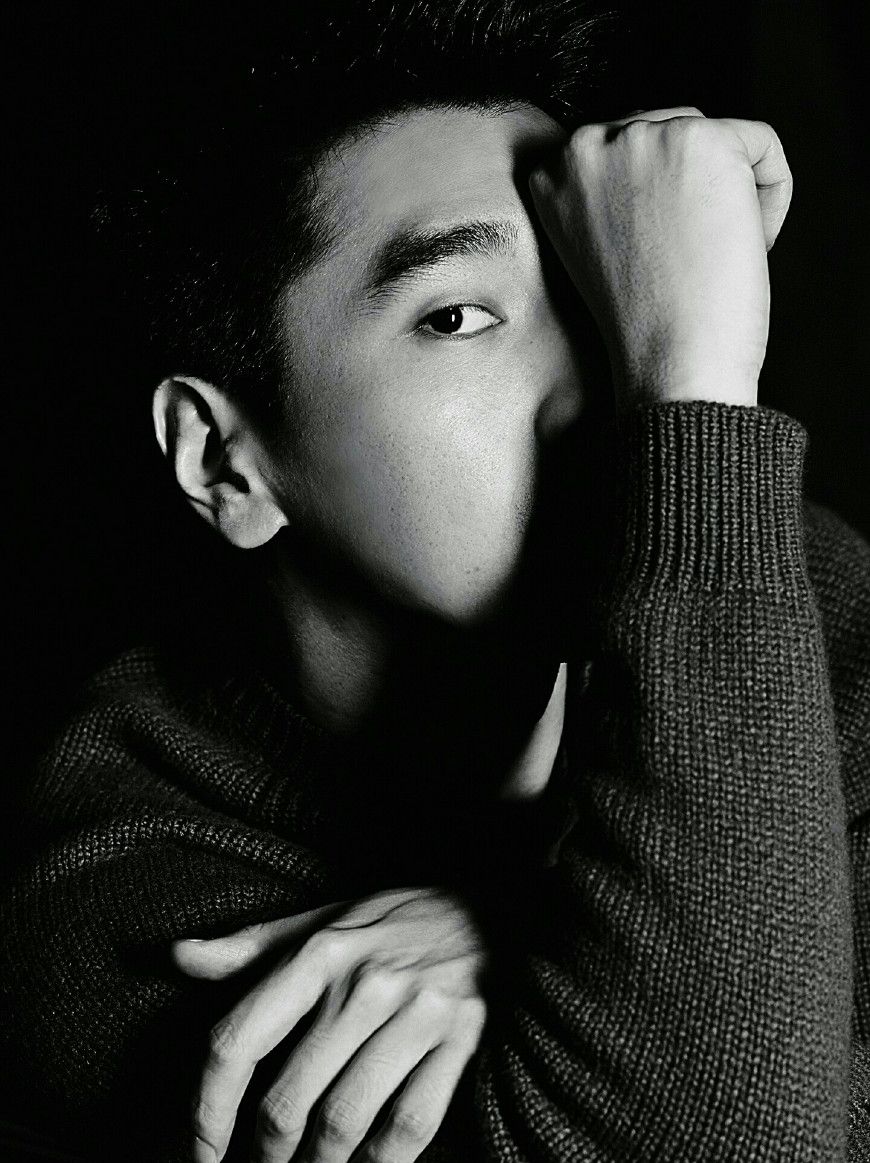 赵又廷帅气型男写真,这样的钢铁直男才配得上高圆圆赵又廷帅气型男