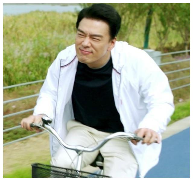 阳光小狼狗和沙雕霸总很难选?不如宋茜退出让宋威龙王耀庆在一起