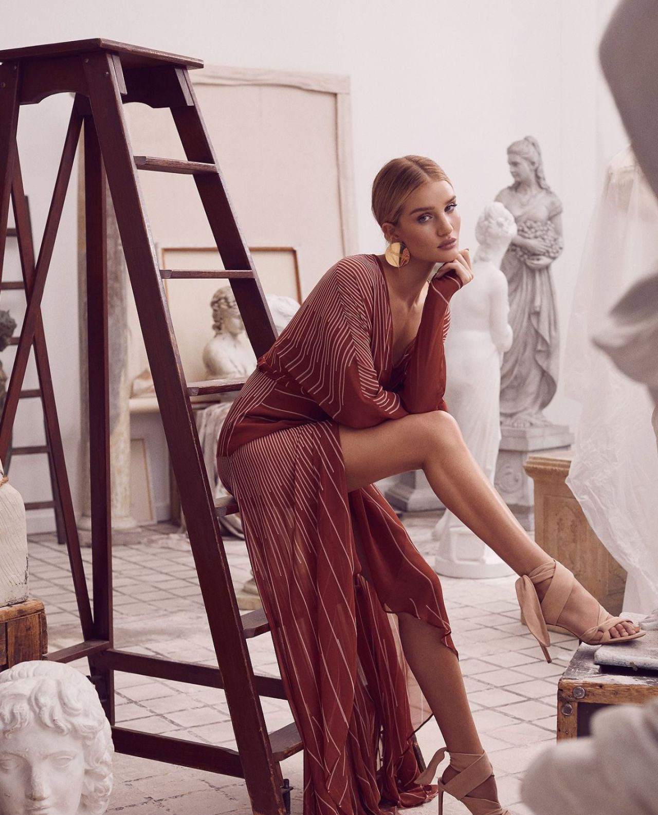 大嫂|超模|杂志大片_新浪新闻