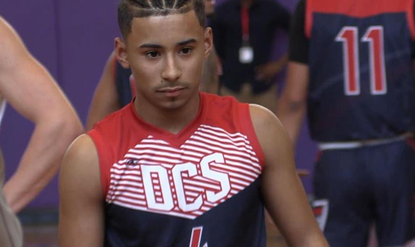 而在美国也曾有这么一个少年——朱利安-纽曼