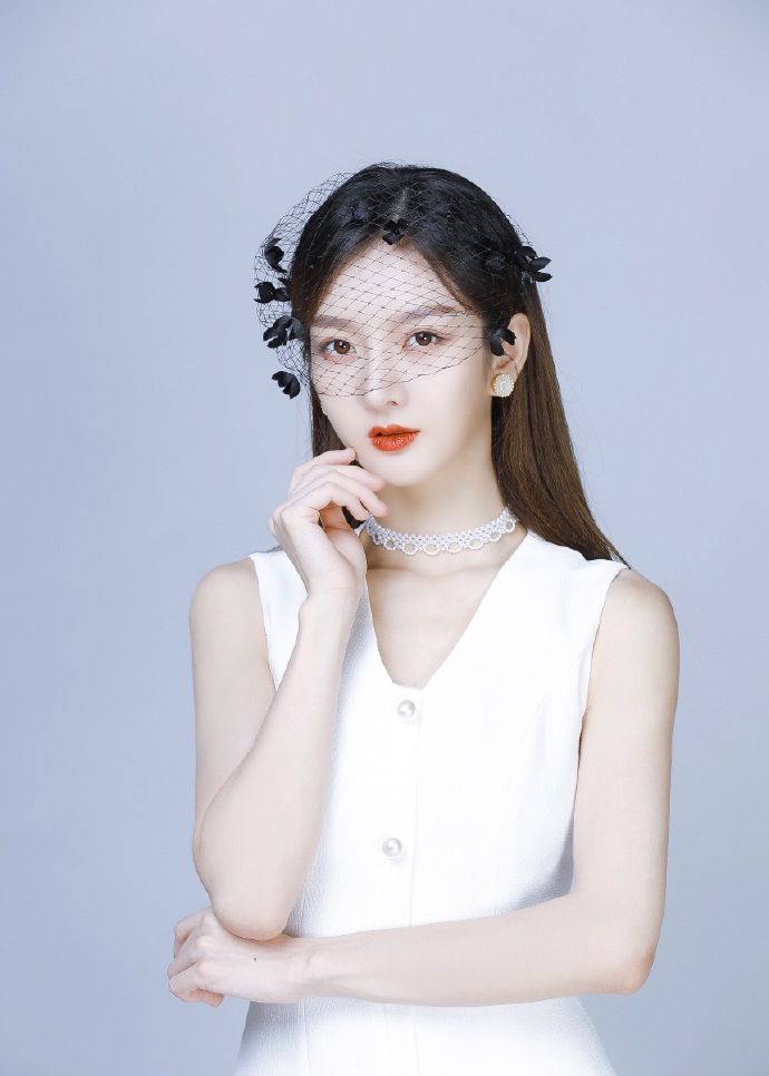 偶像美少女青钰雯迷人写真美照欣赏