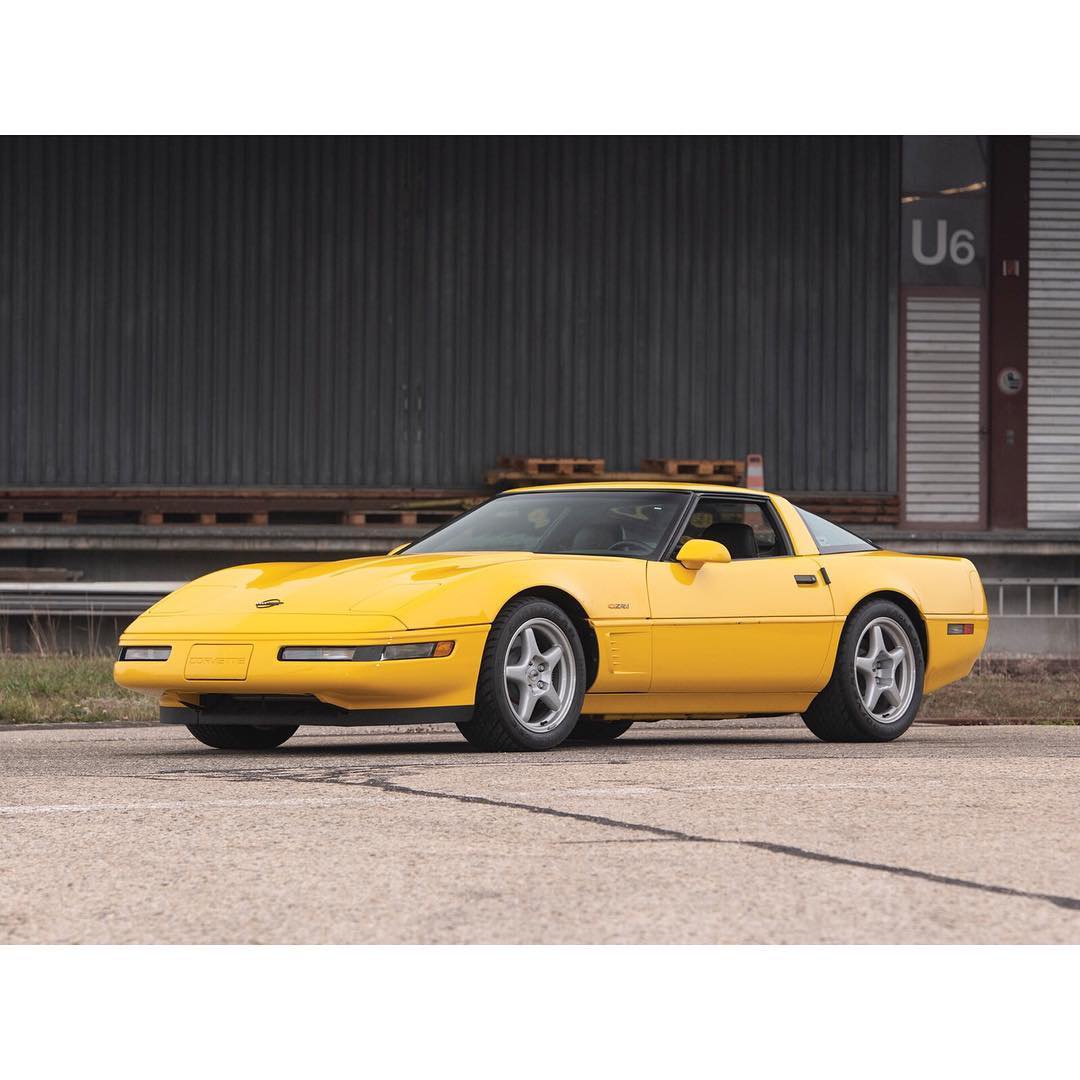 永恒经典的1995款雪佛兰科尔维特zr1!5.7升v8引擎,405马力!