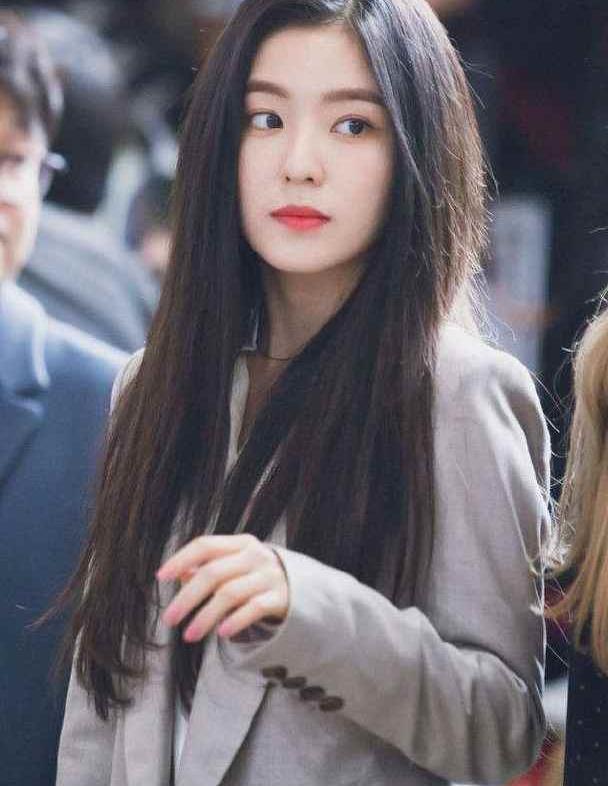 裴珠泫irene南韩四代女团中的第一神颜