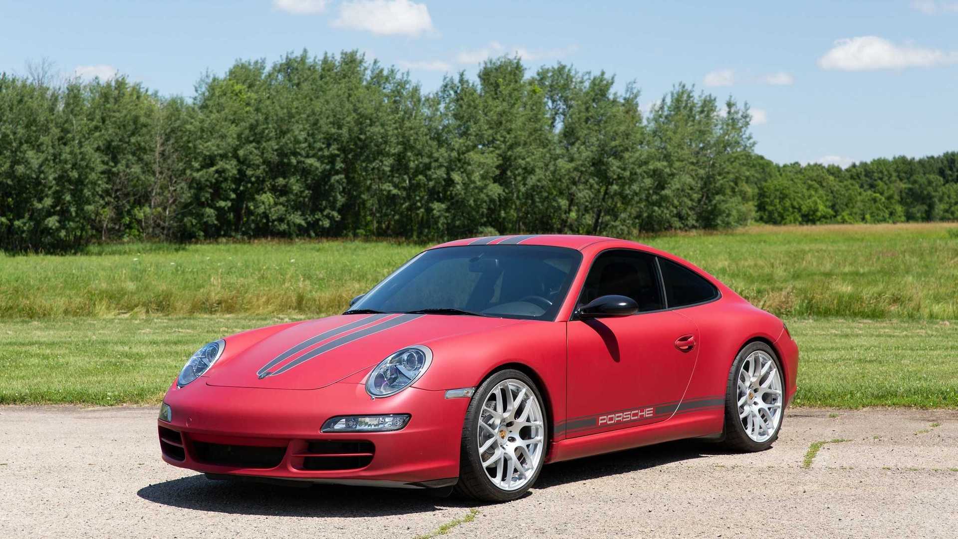 属于保时捷设计师的2005款磨砂红保时捷911 carrera!_高清图集_新浪网