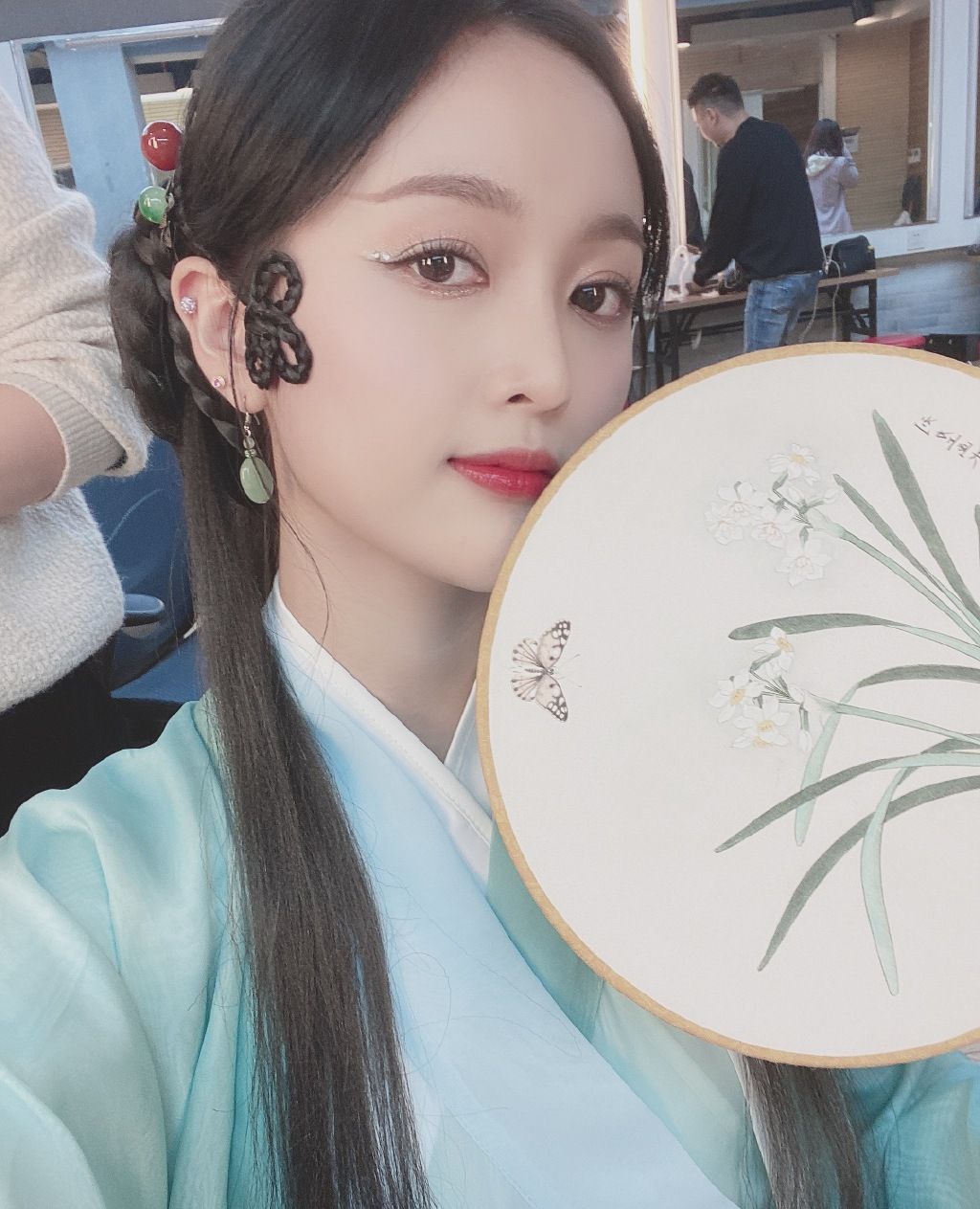 吴宣仪古装造型,清新甜美