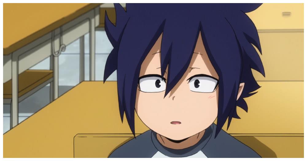 这一话中重点是噬日者——天喰环的故事.