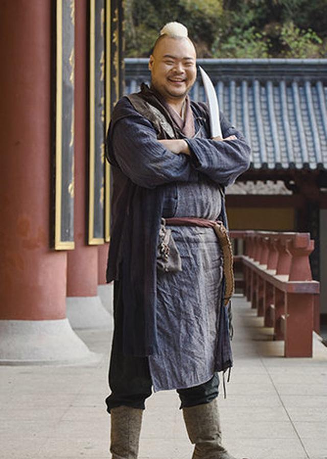 第四,南希仁,南山樵子.传给了郭靖南山掌法.第三,韩宝驹,外号马王神.