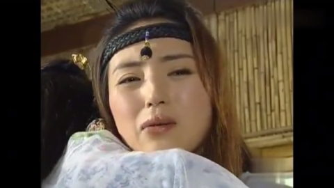 雪花女神龙:上官燕找了亲娘十五年,终于在沙漠之甍团聚,泪崩了