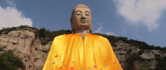 名噪一时的大佛,现变得落寞不堪,为何游客纷纷表示再也不去了?