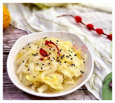 柠香酸辣白菜丝的,做法