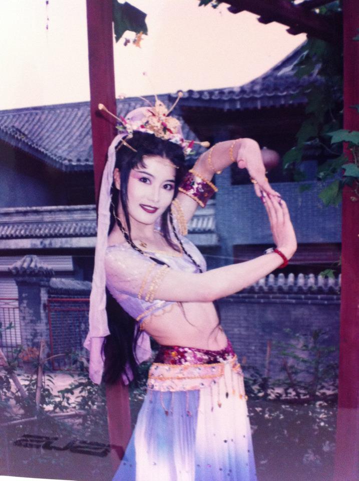 80年代女影星杨丽菁,罕见剧照老照片,因《香帅传奇》而名声大噪