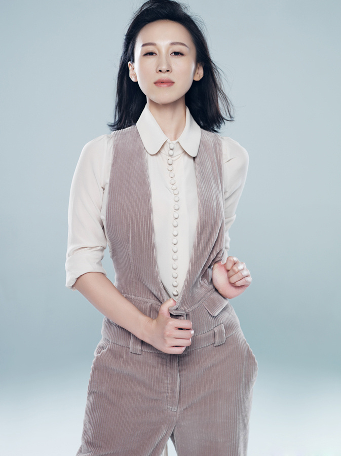 美图分享:美女演员练束梅,清新甜美写真