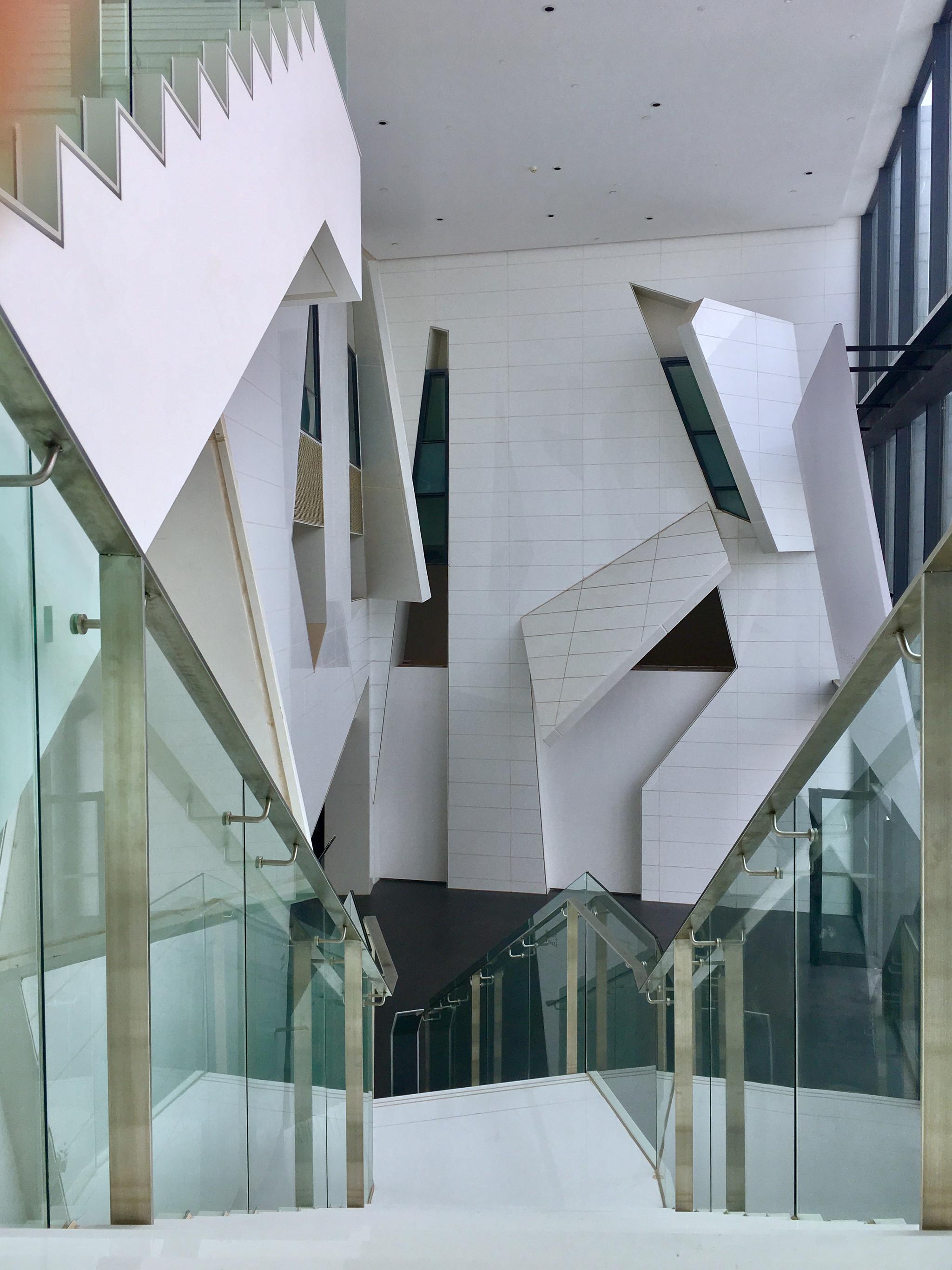 合美术馆(武汉 洪山区野芷湖西路16号创意天地)