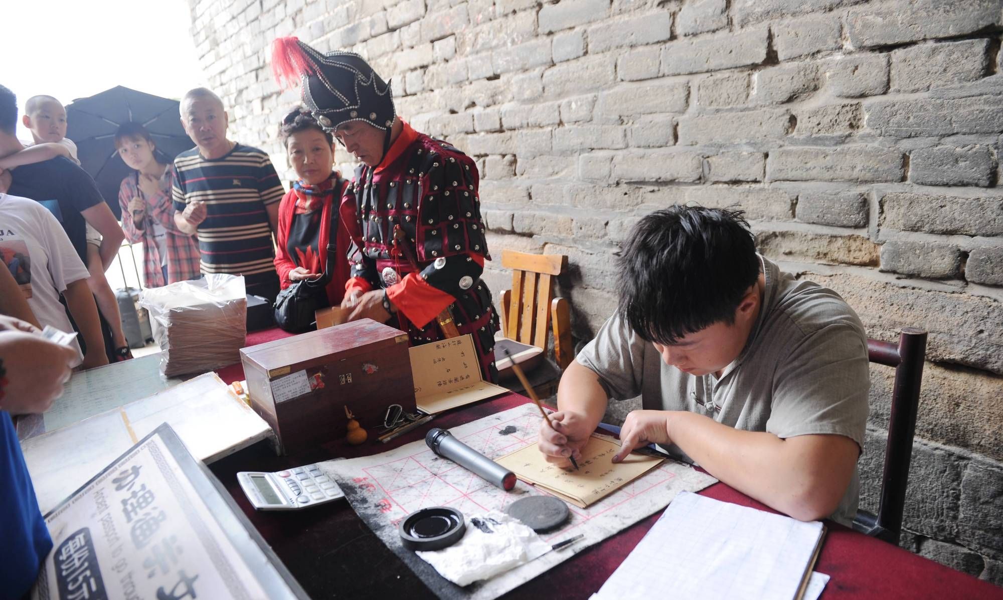 古代通关文牒被贱卖，而且还是在山海关|天下第一关|冲冠|图集|关城|内地人_新浪新闻