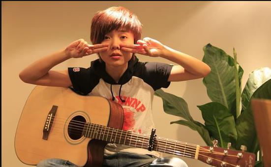 十年蛰伏,创作歌手许飞深情演唱新歌,却被