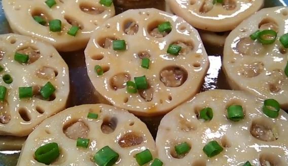 蒸莲藕这样做太好吃,清爽美味,吃了一口还想吃下一口