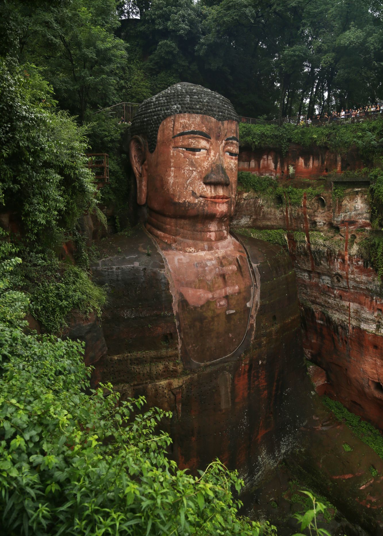 乐山大佛闭眼,必有灾难只是个传说