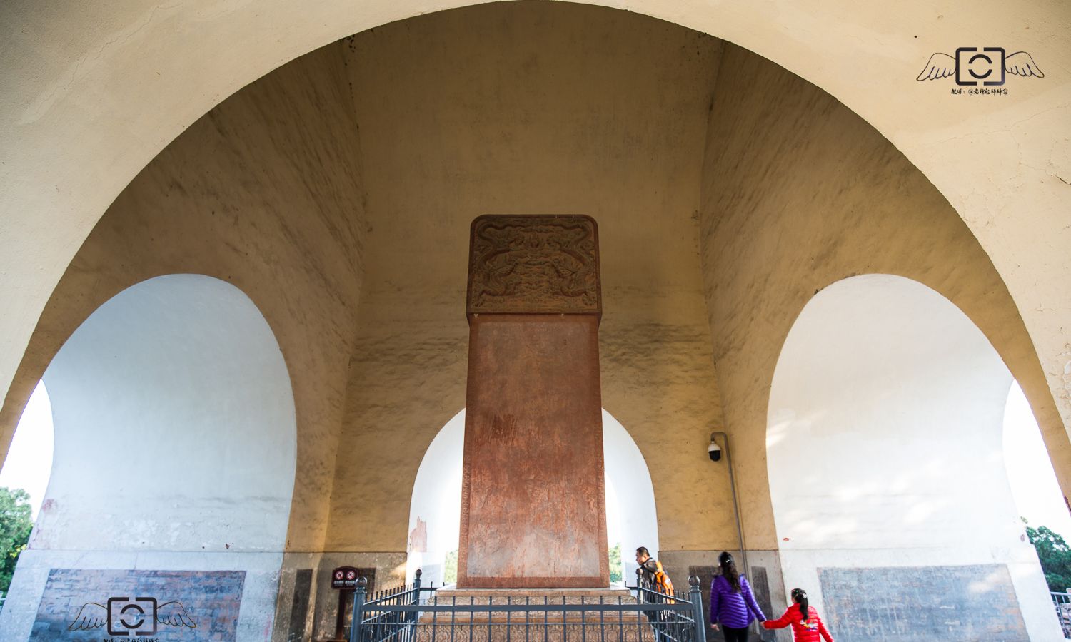 探访实拍大明万历定陵"圣号碑"