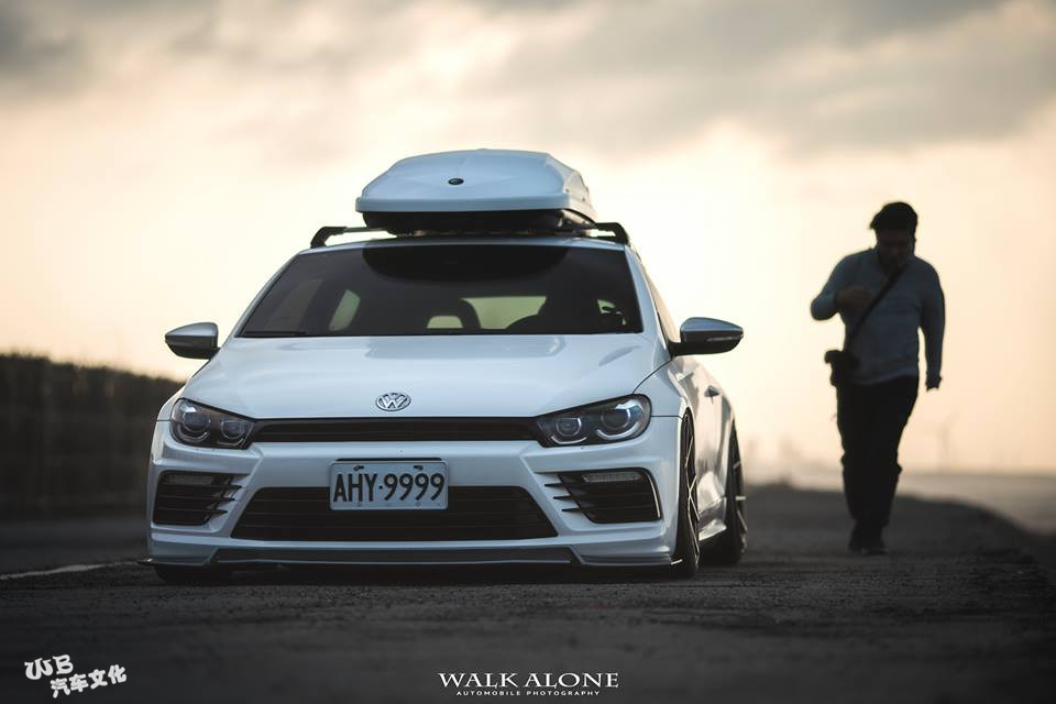 丢下工作吹吹海风背包客大众尚酷改装鉴赏