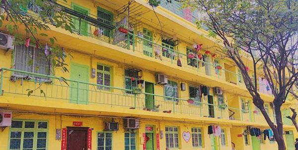 石井坡~童话里的彩色房子,去感受最纯正的童话王国吧!