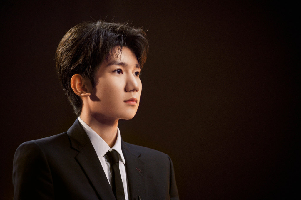 王源做客某节目剖白心路历程 畅谈音乐创作与自我认知