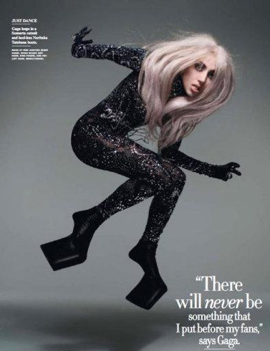 再看不过分夸张的打扮,看起来还是挺漂亮的.