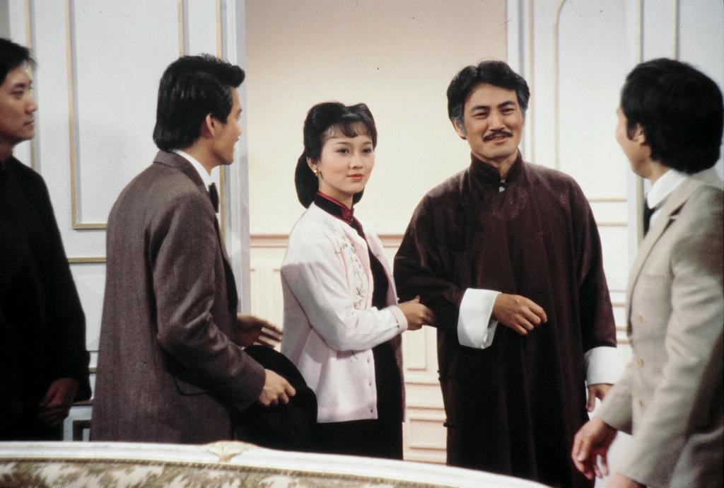 1980版的上海滩罕见老照片周润发与赵雅芝的颜值巅峰