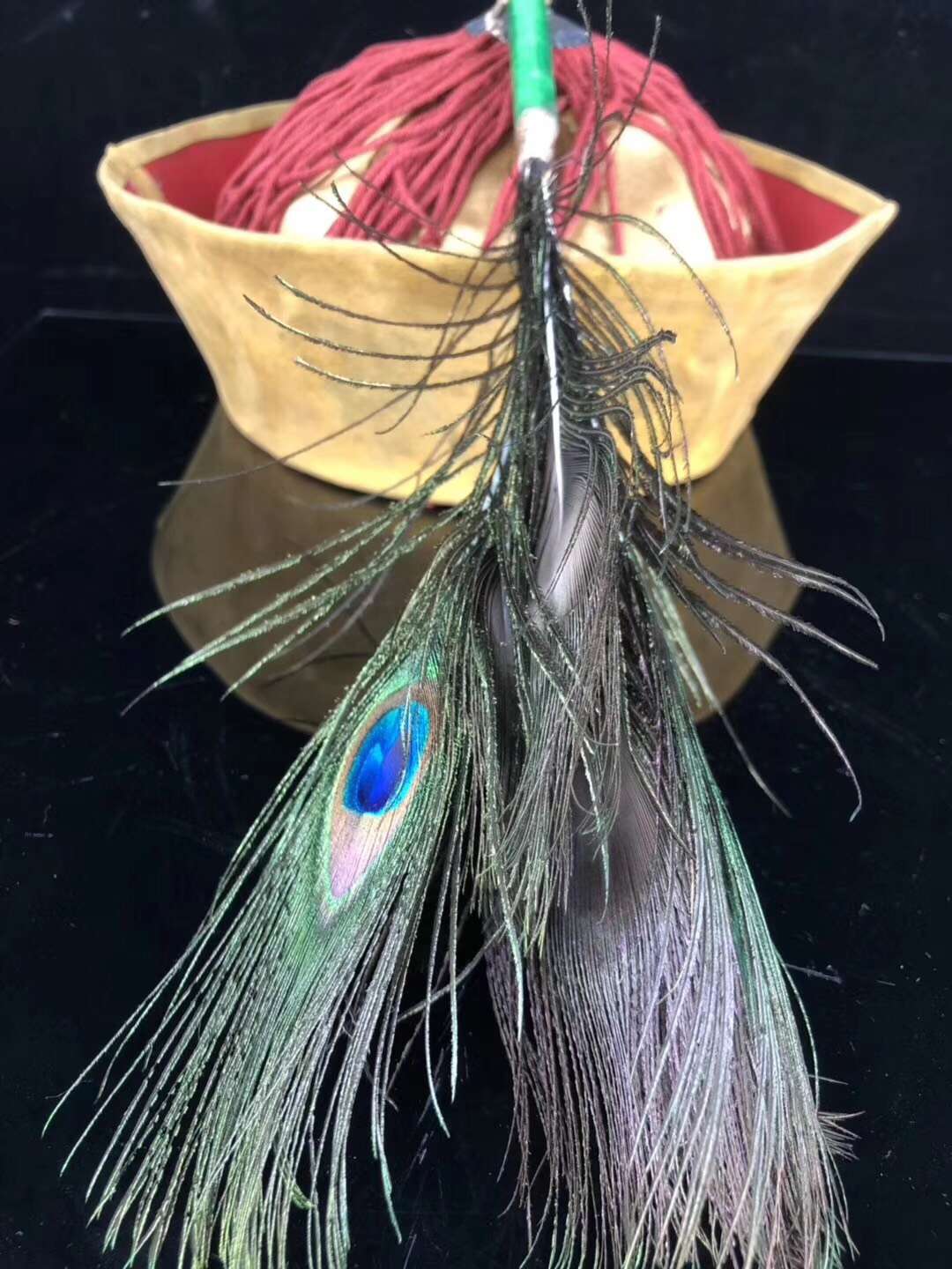 价值850元的"顶戴花翎",原来清朝人戴帽子还有这么多讲究