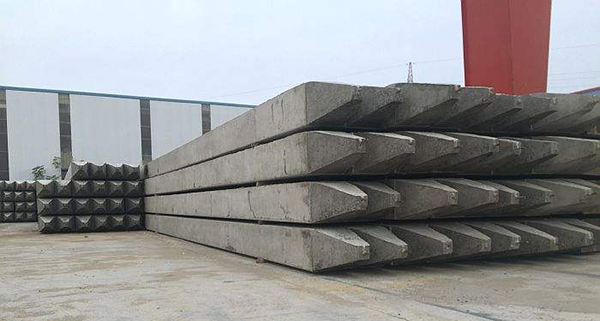 预制件混凝土方桩快捷喷标应用ebs手持喷码机