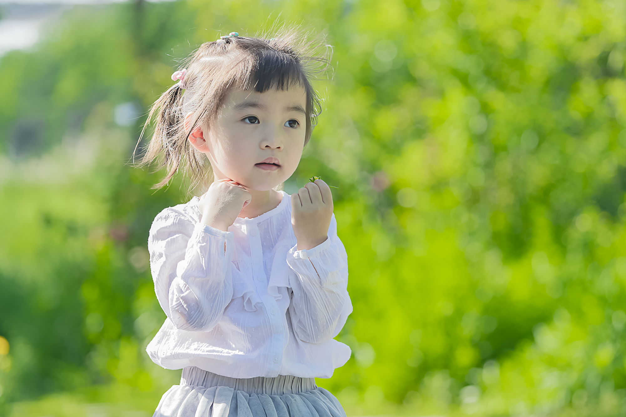 六一儿童节分享一组在福州花海公园拍的小女孩祝儿童节快乐