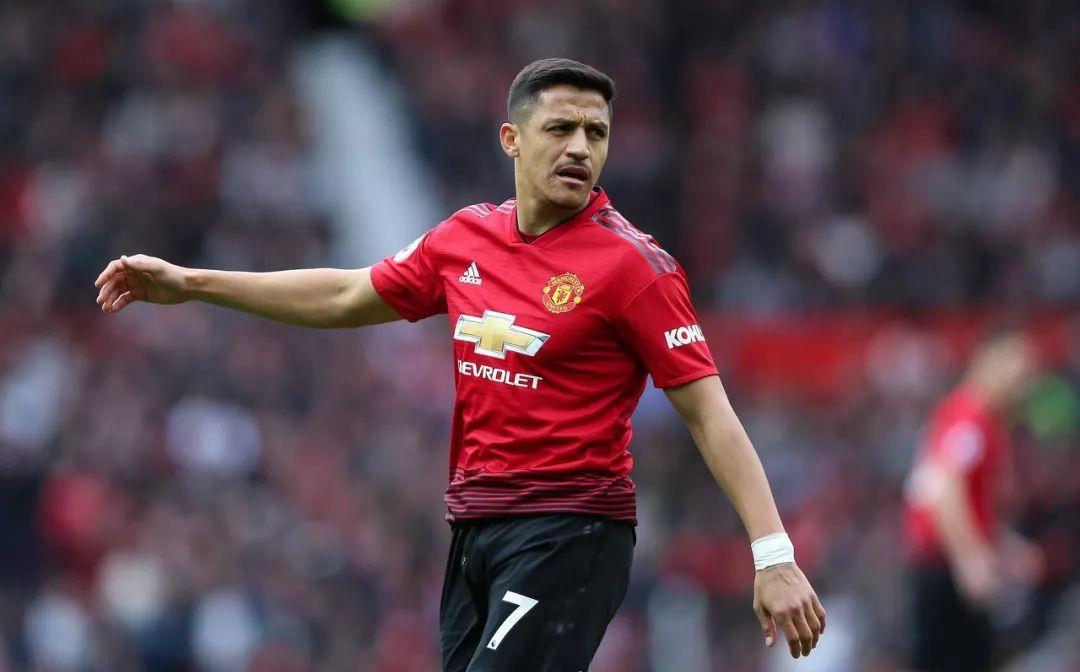 国家队大腿,俱乐部拖后腿,桑切斯下赛季能在曼联重生吗?