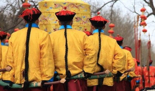 古代皇帝身边都有大内侍卫,那他们怎么保证不会被侍卫暗杀呢