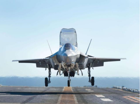 F-35B起飞吹破卫星win德赢官方,出云级准航母如果用,下场只会更凄惨