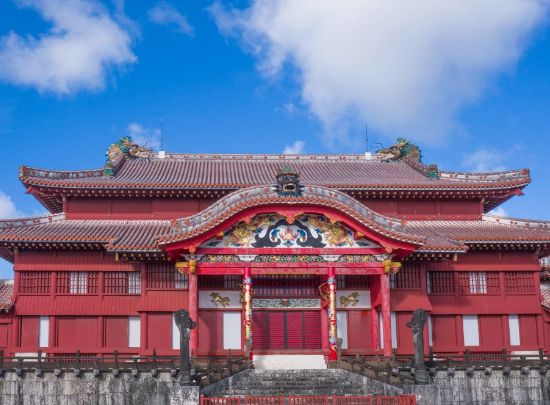 冲绳县立博物馆美术馆,建筑风格非常现代,值得一去的好地方