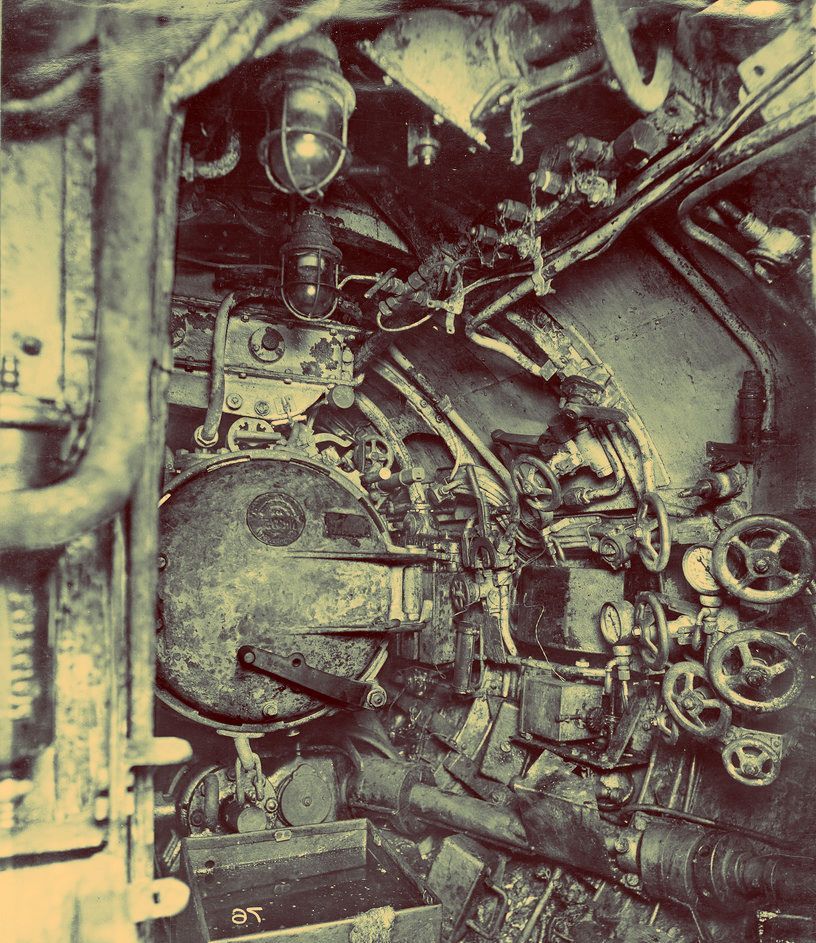 德国u型潜艇内部样子,结构复杂,英国因技术原因放弃修复!