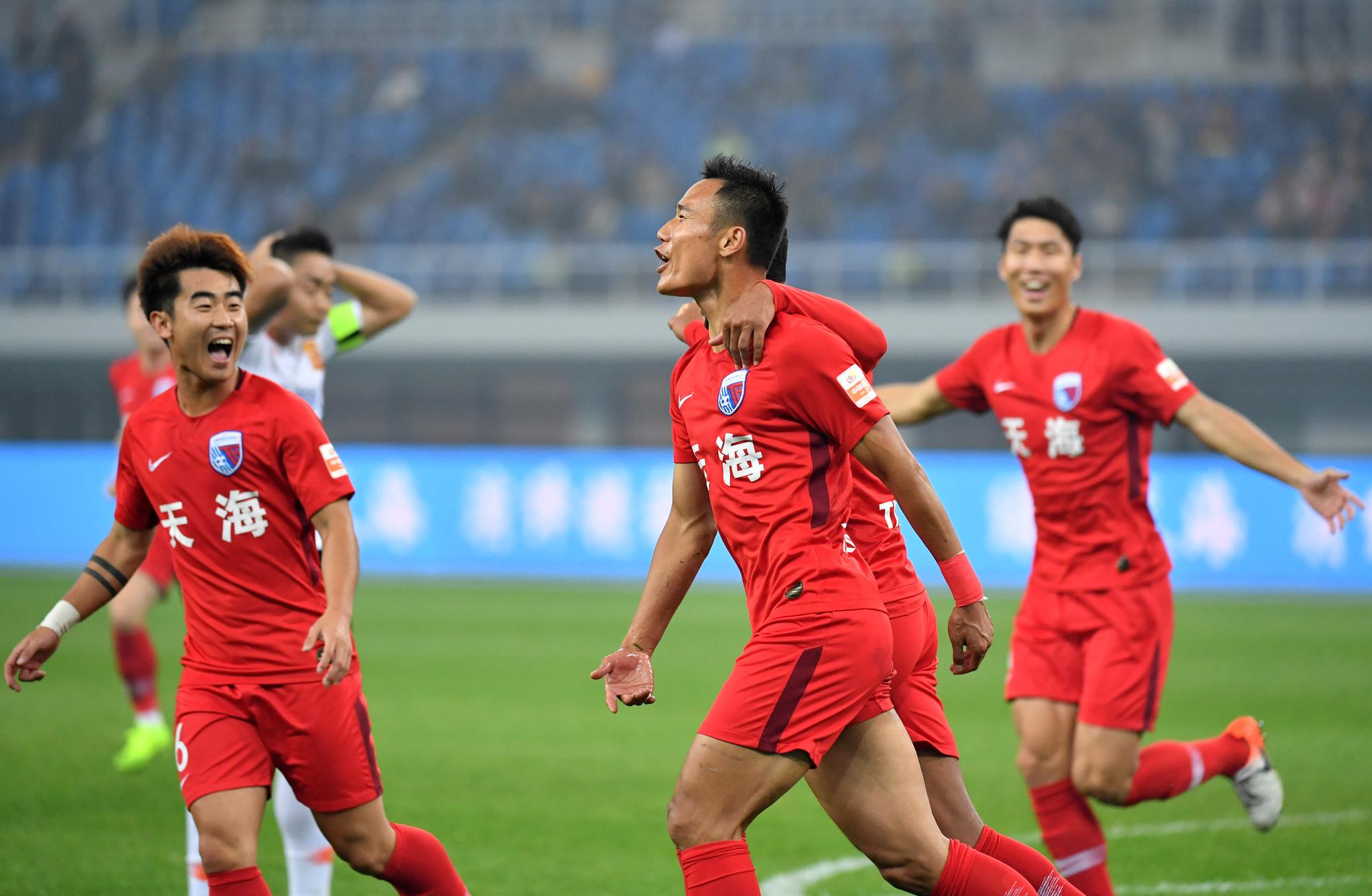 足球——中超:天津天海胜武汉卓尔