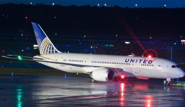 飞机上的灯都是用来做什么的颜色不一用途不一,此处大揭秘|飞机|航行