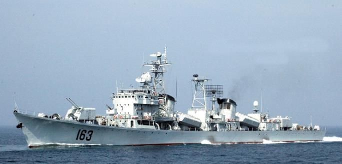 国产第一代导弹驱逐舰一163南昌号导弹驱逐舰