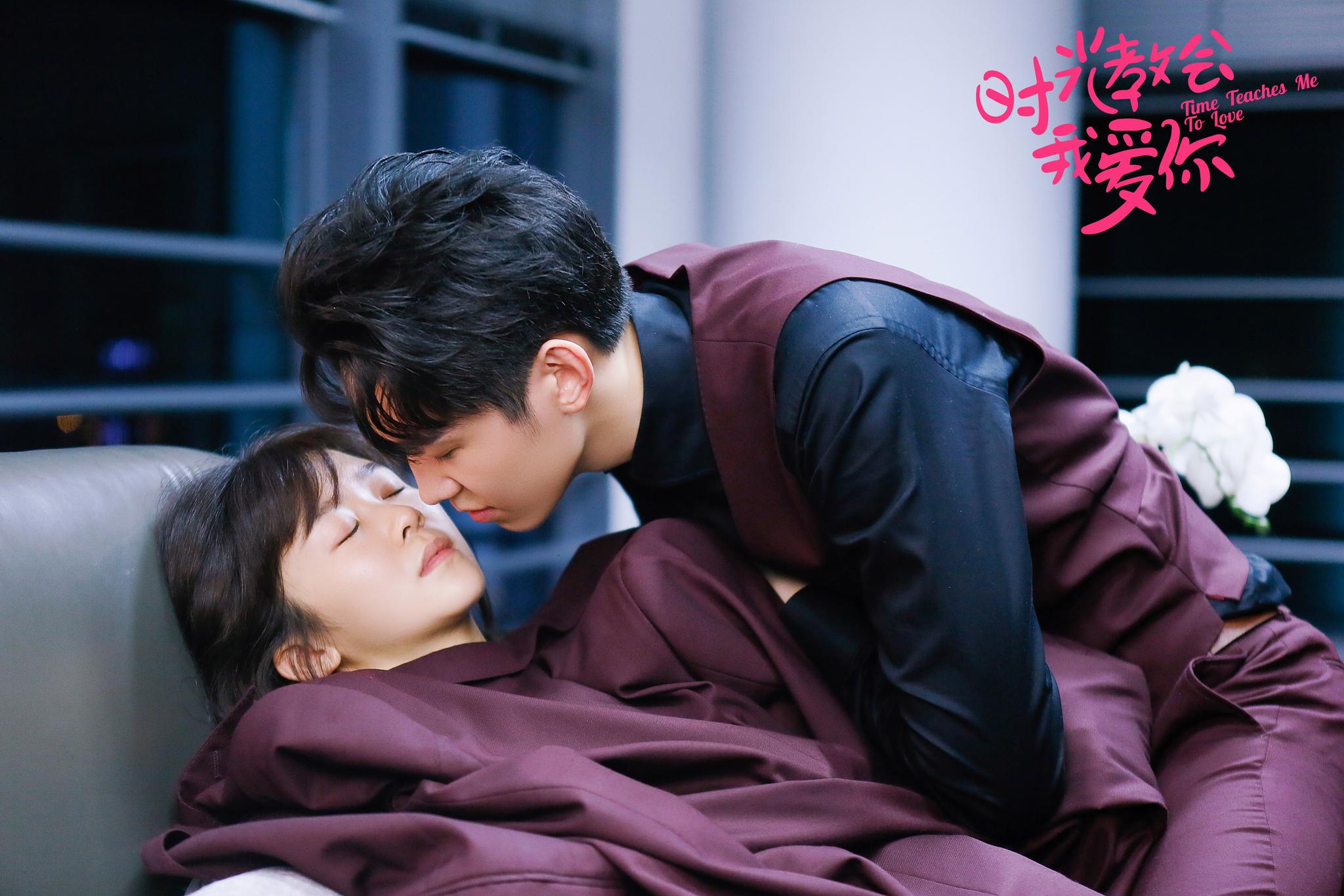 《时光教会我爱你》热播宋伊人凭新剧热度排名蹿升1000