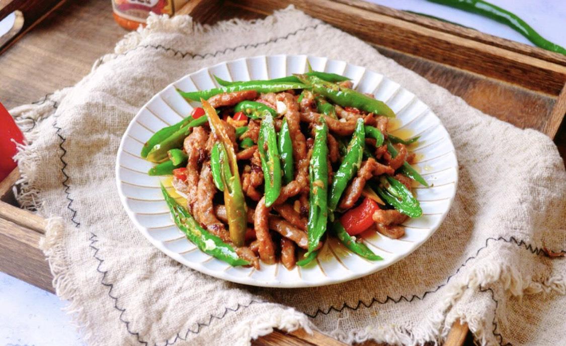 吃了杭椒牛柳,才知道做法这么简单,香辣鲜嫩,胃口大开,真好吃
