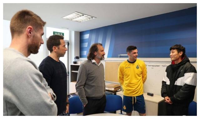 焦点:武磊今晚亮相西班牙人,将现场直播