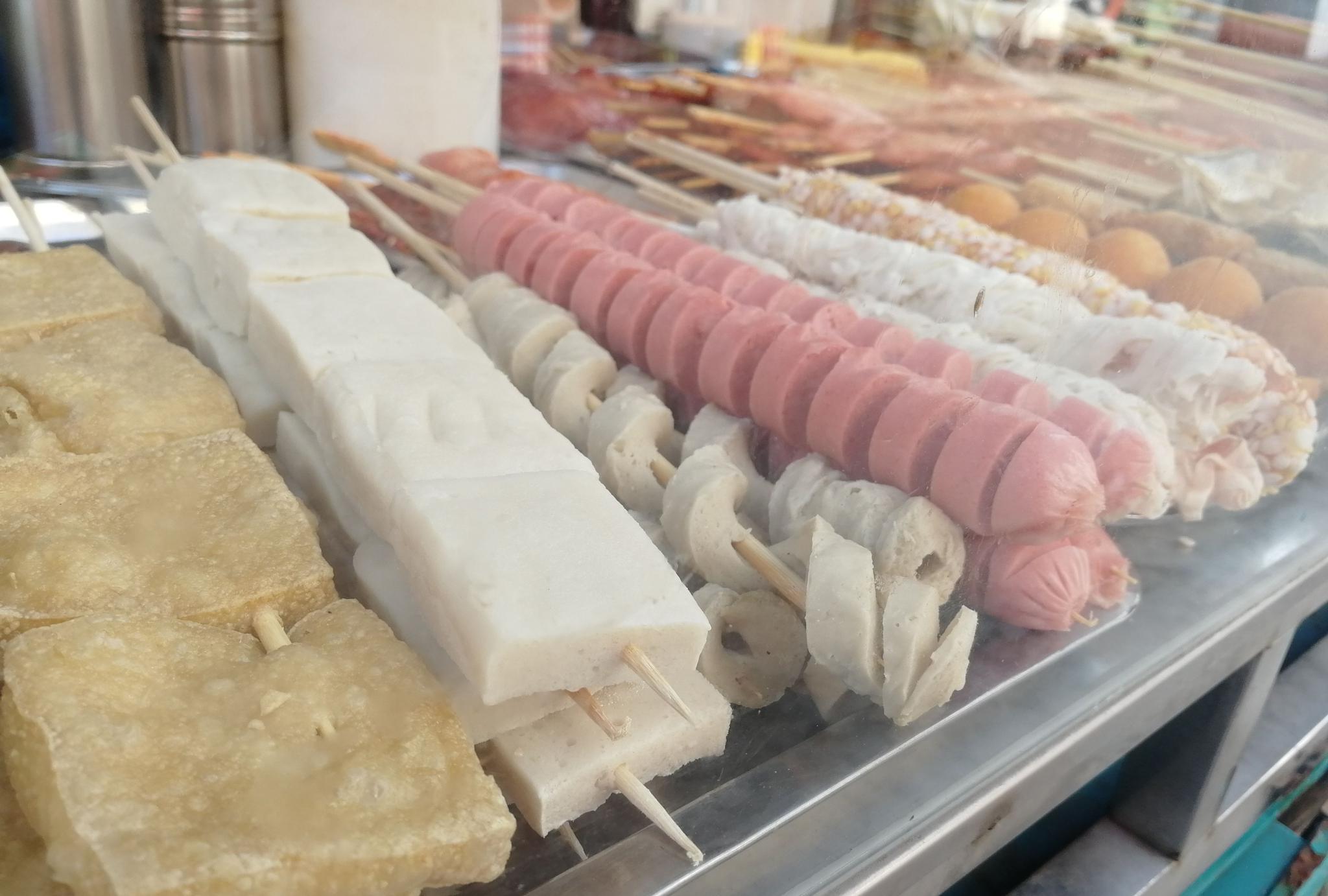 在街上看到油炸卷饼,满满的回忆,实习时候每当不加班都买着吃