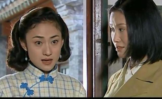 苗若珍在听到白占元打算跟吴英玉年底结婚的时候就开始吓唬白占元,吴