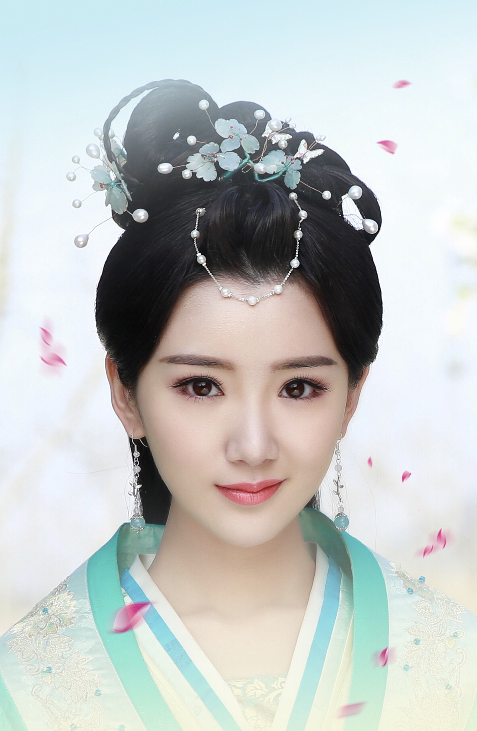 我们忽略了毛晓彤这个古装美人甄嬛传中颜值让人眼前一亮