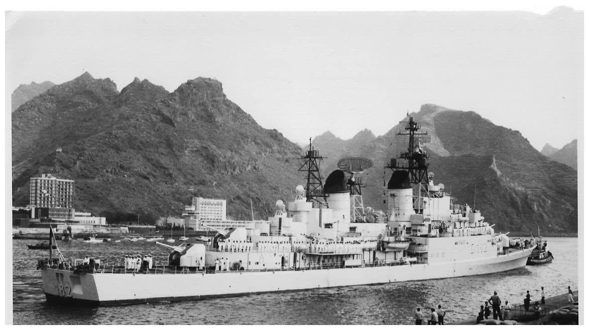 汉堡级驱逐舰图片