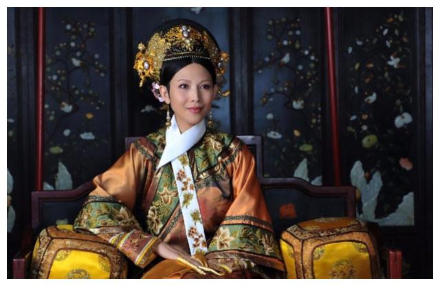 甄嬛传:华妃"翊坤",皇后怎能"坤宁"?太讽刺